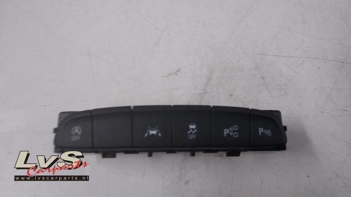 Używane Przelacznik Opel Astra K Sports Tourer 1.6 SIDI Eco Turbo 16V Cena € 35,00 Procedura marży oferowane przez LvS Carparts