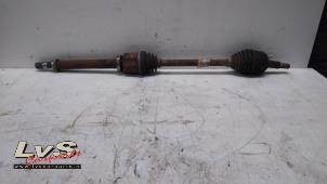 Used Front drive shaft, right Renault Scénic III (JZ) 1.5 dCi 110 Price € 45,00 Margin scheme offered by LvS Carparts