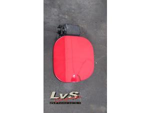 Used Tank cap cover Renault Twingo III (AH) 0.9 Energy TCE 90 12V Price € 25,00 Margin scheme offered by LvS Carparts