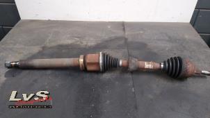 Used Front drive shaft, right Ford Focus 3 Wagon 2.0 TDCi 16V 150 Price € 75,00 Margin scheme offered by LvS Carparts
