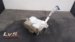 Used Front windscreen washer reservoir Ford Focus 3 Wagon 2.0 TDCi 16V 150 Price € 30,00 Margin scheme offered by LvS Carparts