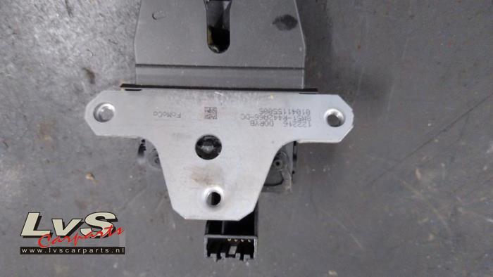 Tailgate lock mechanism from a Ford Focus 3 Wagon 2.0 TDCi 16V 150 2016