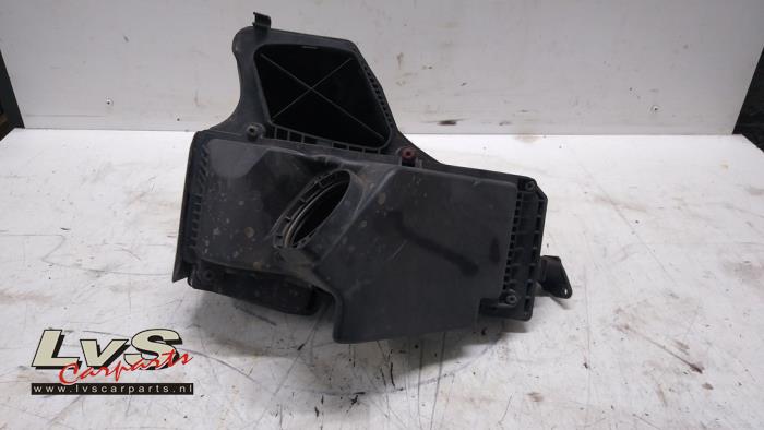 Gebrauchte Luftfiltergehäuse Audi Q5 (8RB) 2.0 TFSI 16V Quattro Preis € 30,00 Margenregelung angeboten von LvS Carparts