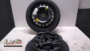 Used Jackkit + spare wheel Opel Meriva 1.7 CDTI 16V Price € 145,00 Margin scheme offered by LvS Carparts