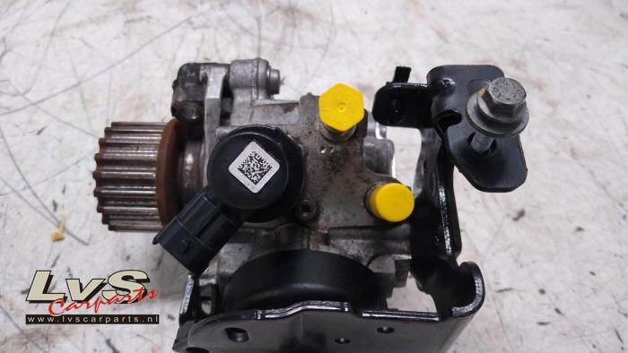 Pompe carburant mécanique d'un Mercedes-Benz Citan (415.6) 1.5 109 CDI 2015