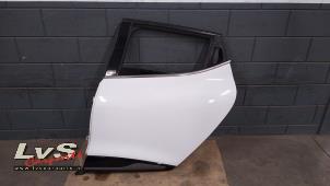 Used Rear door 4-door, left Renault Clio IV (5R) 0.9 Energy TCE 90 12V Price € 300,00 Margin scheme offered by LvS Carparts