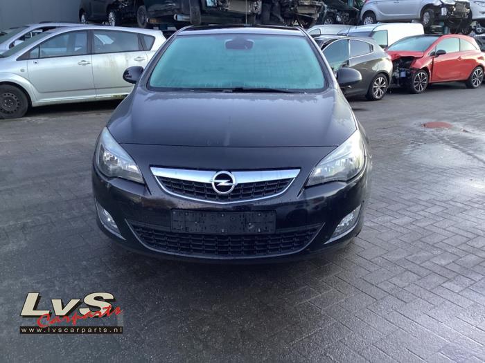 Front end, complete from a Opel Astra J (PC6/PD6/PE6/PF6) 1.4 Turbo 16V 2011