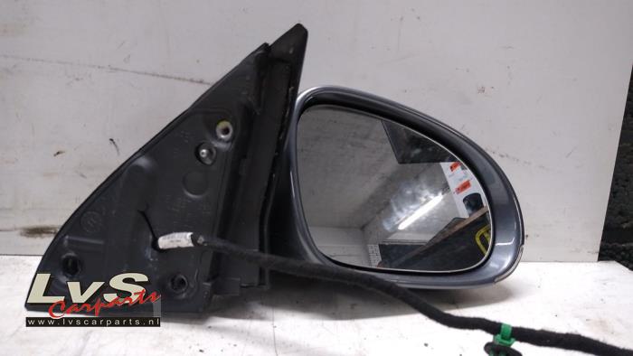 Wing mirror, right from a Volkswagen Golf VI Variant (AJ5/1KA) 1.4 TSI 160 16V 2012