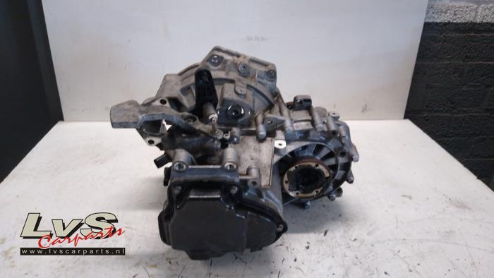 Gearbox from a Volkswagen Polo V (6R) 1.4 TDI 2014