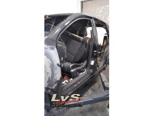 Used Metal cutting part left front Nissan Qashqai (J11) 1.2 DIG-T 16V Price on request offered by LvS Carparts
