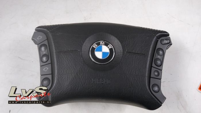 Left airbag (steering wheel) from a BMW X3 (E83) 2.0d 16V 2006