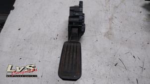 Used Accelerator pedal Ford Mondeo V Wagon 2.0 TDCi 180 16V Price € 30,00 Margin scheme offered by LvS Carparts