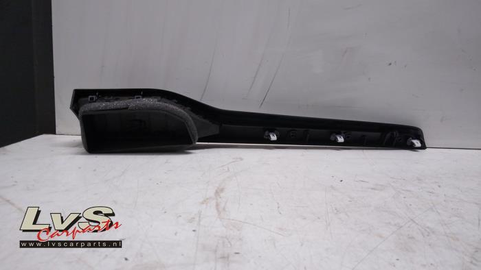 Grille aération tableau de bord d'un Ford Mondeo V Wagon 2.0 TDCi 180 16V 2015