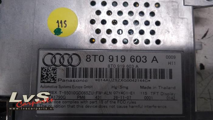 Wyswietlacz wewnetrzny z Audi A5 (8T3) 2.7 TDI V6 24V 2008