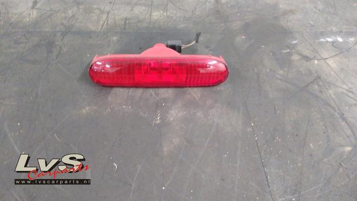 Gebrauchte Nebelschlussleuchte Mini Mini (F56) 1.2 12V One, One First Preis € 20,00 Margenregelung angeboten von LvS Carparts