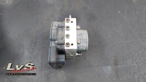 Used ABS pump Renault Clio IV (5R) 0.9 Energy TCE 90 12V Price € 25,00 Margin scheme offered by LvS Carparts