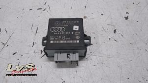 Usagé Ordinateur éclairage virage Audi A5 (8T3) 2.7 TDI V6 24V Prix € 29,00 Règlement à la marge proposé par LvS Carparts