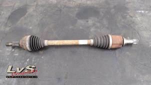 Used Front drive shaft, left Renault Clio IV (5R) 0.9 Energy TCE 90 12V Price € 30,00 Margin scheme offered by LvS Carparts