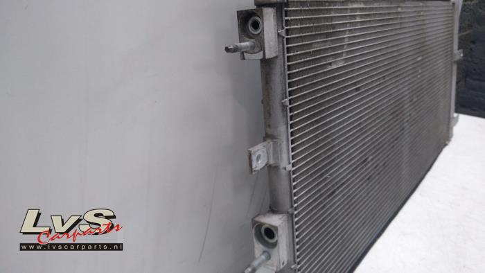 Skraplacz klimatyzacji z Ford Mondeo V Wagon 2.0 TDCi 180 16V 2015