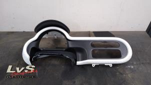 Used Dashboard part Renault Twingo III (AH) 0.9 Energy TCE 90 12V Price € 50,00 Margin scheme offered by LvS Carparts