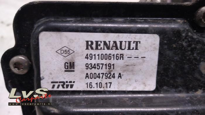 Pompa wspomagania kierownicy z Renault Trafic (1FL/2FL/3FL/4FL) 1.6 dCi 95 2018