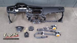 Usagé Kit airbag + tableau de bord Kia Cee'd Sportswagon (JDC5) 1.6 GDI 16V Prix € 1.395,00 Règlement à la marge proposé par LvS Carparts