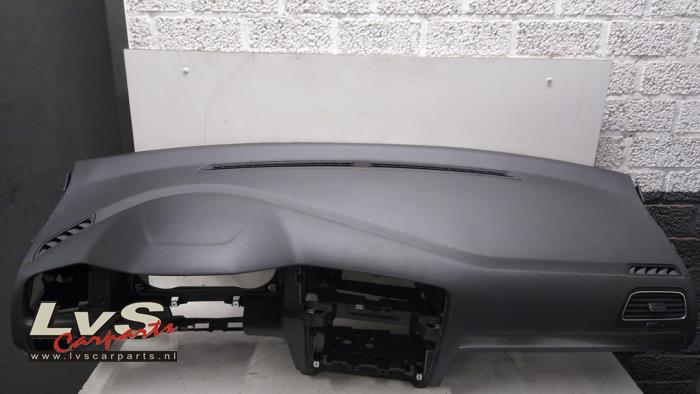 Airbag set + dashboard de un Volkswagen Golf VII Variant (AUVV) 1.2 TSI BlueMotion 16V 2014