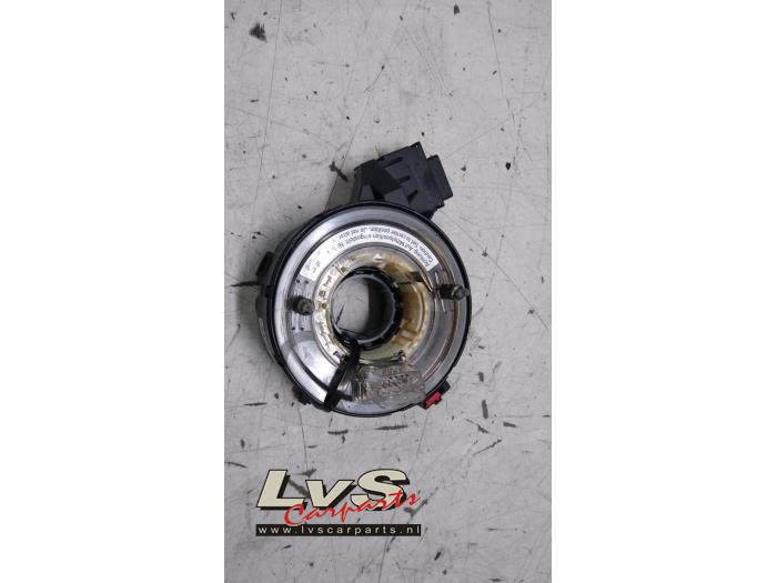 Airbag clock spring from a Audi A3 (8P1) 1.8 16V TFSI 2011