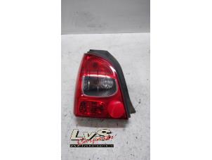 Used Taillight, left Renault Twingo II (CN) 1.2 16V Price € 20,00 Margin scheme offered by LvS Carparts