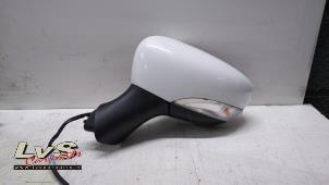 Used Wing mirror, left Renault Clio IV (5R) 0.9 Energy TCE 90 12V Price € 75,00 Margin scheme offered by LvS Carparts