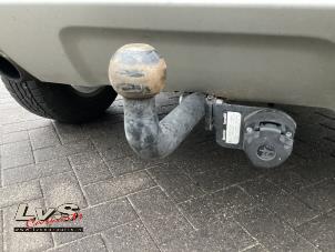 Used Towbar Dacia Duster (HS) 1.2 TCE 16V Price on request offered by LvS Carparts