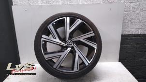 Used Wheel + winter tyre Volkswagen Golf VIII (CD1) 2.0 TDI BlueMotion 16V Price € 200,00 Margin scheme offered by LvS Carparts