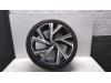 Wheel + winter tyre from a Volkswagen Golf VIII (CD1), 2019 2.0 TDI BlueMotion 16V, Hatchback, Diesel, 1.968cc, 110kW (150pk), FWD, DSRB; DTSB; DTSA; DTTC; DTTA, 2019-08 2020