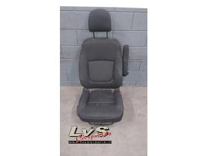 Used Seat, right Renault Trafic (1FL/2FL/3FL/4FL) 1.6 dCi 95 Price € 181,50 Inclusive VAT offered by LvS Carparts