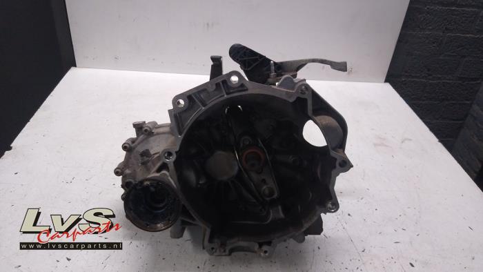 Gearbox from a Volkswagen Polo V (6R) 1.2 12V 2011