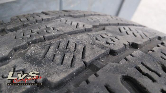 Set of wheels + tyres from a Renault Trafic (1FL/2FL/3FL/4FL) 1.6 dCi 95 2018