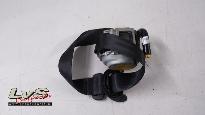 Seatbelt Tensioner, Right Volkswagen Golf Viii 2.0 Tdi Bluemotion 16v 