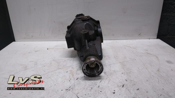 Usagé Différentiel avant Kia Sorento I (JC) 3.5 V6 24V Prix € 202,50 Règlement à la marge proposé par LvS Carparts