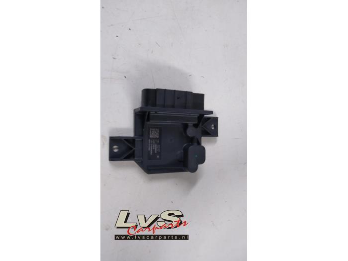 Usagé Module pompe carburant Opel Astra K 1.2 Turbo 12V Prix € 60,00 Règlement à la marge proposé par LvS Carparts