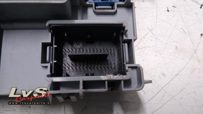 Caja de fusibles de un Fiat 500C (312) 0.9 TwinAir 65 2014