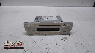 Used Radio CD player Fiat 500C (312) 0.9 TwinAir 65 Price € 125,00 Margin scheme offered by LvS Carparts