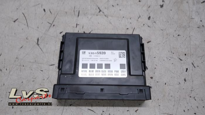 Used Body control computer Opel Corsa E 1.4 Turbo 16V Price € 30,00 Margin scheme offered by LvS Carparts
