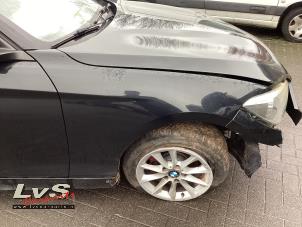 Used Front wing, right BMW 1 serie (F20) 118d 2.0 16V Price € 240,00 Margin scheme offered by LvS Carparts