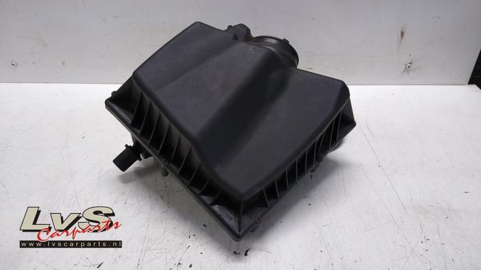 Begagnade Luftfilterhus Opel Astra J Sports Tourer (PD8/PE8/PF8) 2.0 CDTI 16V 165 Pris € 25,00 Marginaltabell erbjuds av LvS Carparts