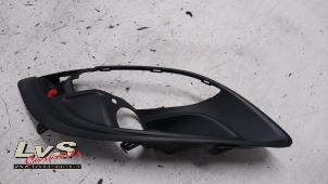 Used Fog light cover plate, right Opel Astra J Sports Tourer (PD8/PE8/PF8) 2.0 CDTI 16V 165 Price € 10,00 Margin scheme offered by LvS Carparts