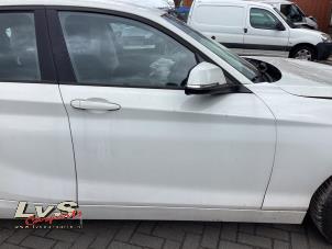 Used Front door 4-door, right BMW 1 serie (F20) 116d 1.6 16V Efficient Dynamics Price € 150,00 Margin scheme offered by LvS Carparts