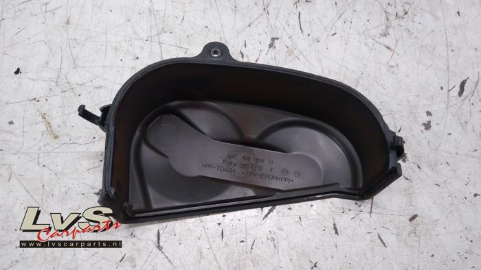 Timing cover from a Volkswagen Up! (121) 1.0 12V 60 2012