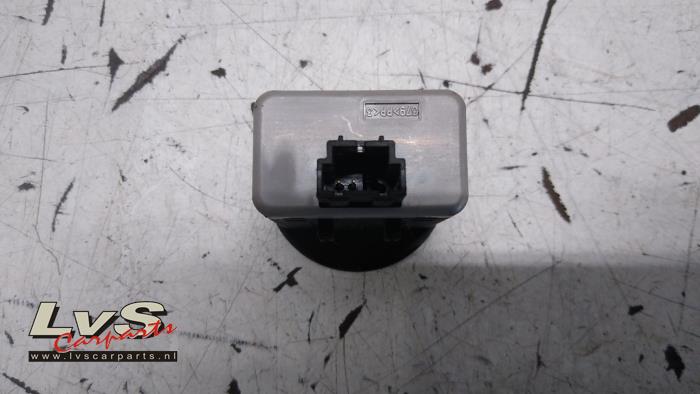 Airbag lock from a Kia Rio III (UB) 1.2 CVVT 16V 2016