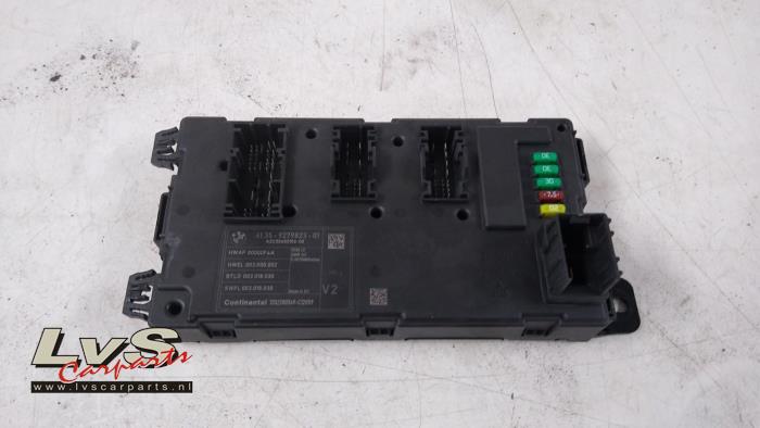 Używane Modul Comfort BMW 3 serie (F30) 318d 2.0 16V Cena € 100,00 Procedura marży oferowane przez LvS Carparts