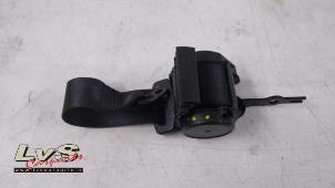 Used Rear seatbelt, right BMW 3 serie (F30) 318d 2.0 16V Price € 25,00 Margin scheme offered by LvS Carparts